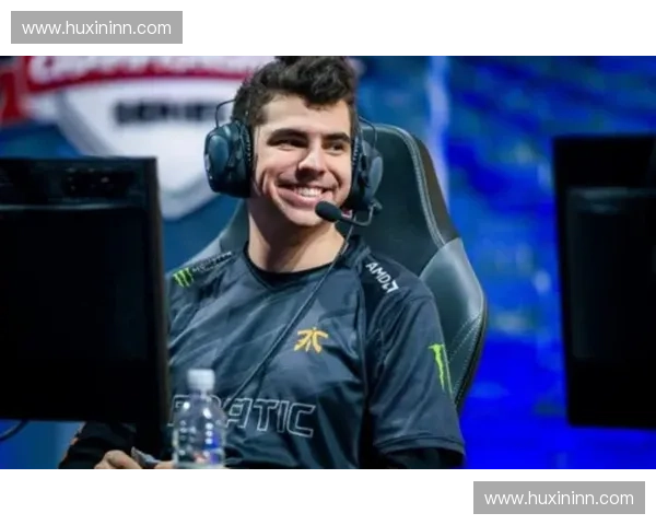 同福战队LOL新篇章：战术创新与团队协作的完美融合